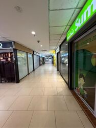 Lucky Plaza (D9), Shop House #561800491